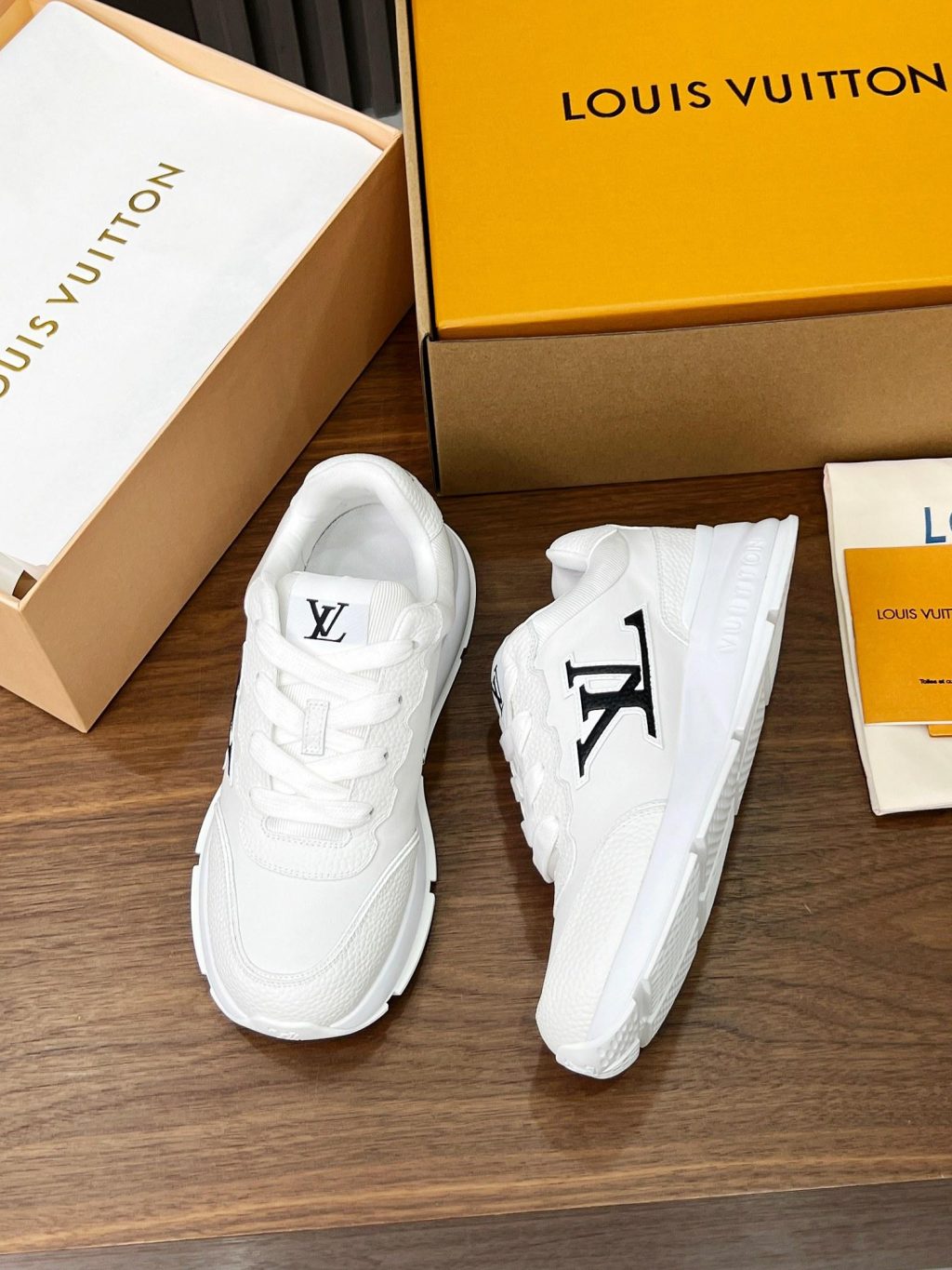 LV Classic Sneaker - Image 3