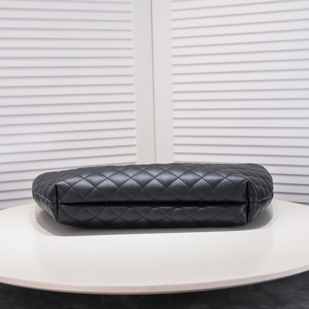 Saint Laurent Icare Maxi Quilted Shoulder Bag Black 50cm 698651AAANG1000 - Image 8