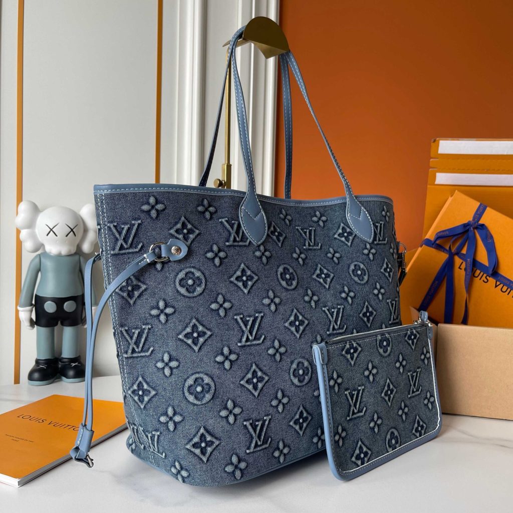 Louis Vuitton Neverfull MM Bag Monogram Denim Blue 32Cm - Image 4