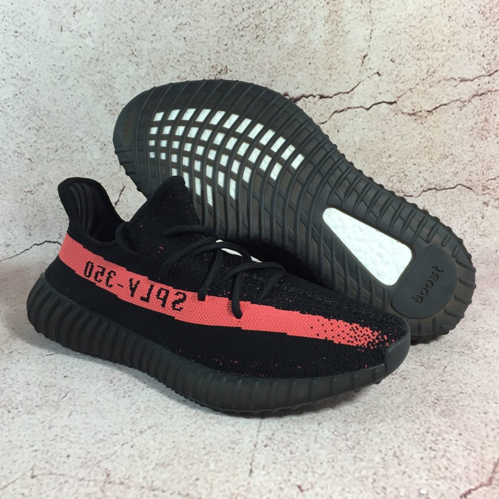 YEEZY BOOST 350 V2 - Image 2