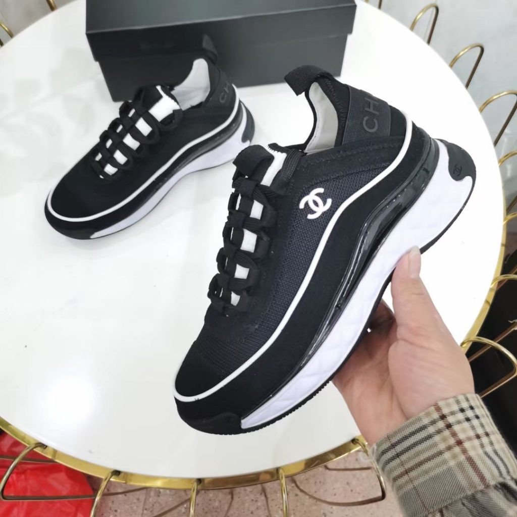 Chanel Women'S Suede Sneaker Black G39072 Y55826 K4284 - Image 4