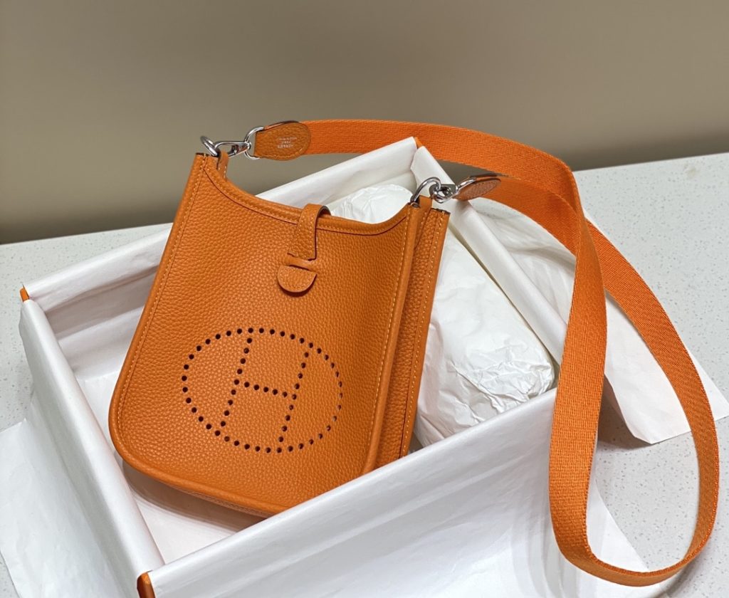 Hermes Evelyne 16 Amazone Orange Bag 16Cm - Image 4