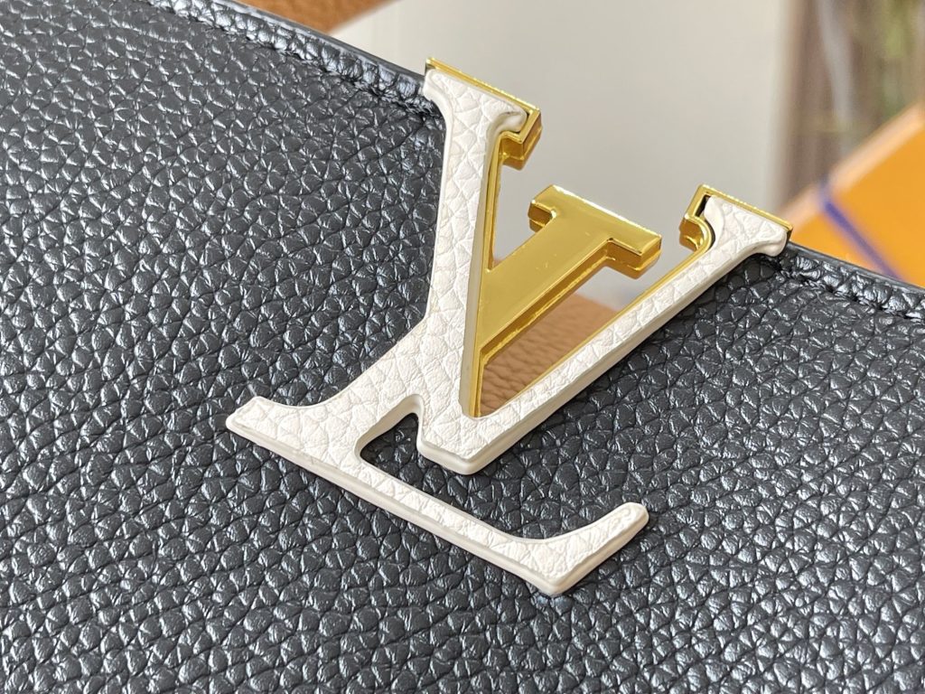 Louis Vuitton Capucines BB Black Arizona 27Cm M59466 - Image 10