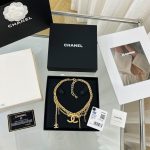 Chanel Cc Necklace Gold - Image 6