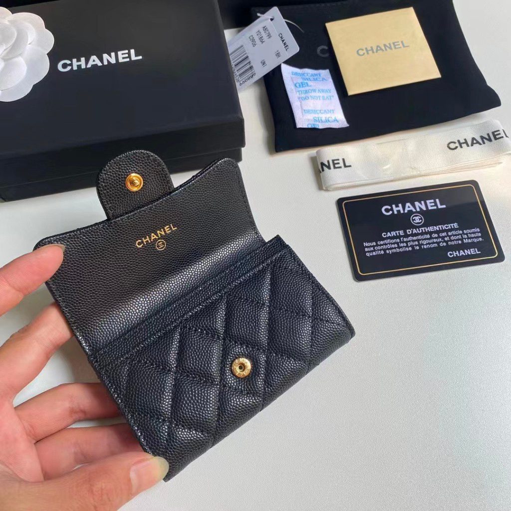 Chanel Classic Card Holder Grain Leather Black With Gold Hardware 11Cm Ap0214 Y01864 C3906 - Image 7