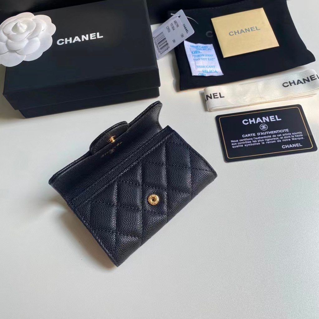 Chanel Classic Card Holder Grain Leather Black With Gold Hardware 11Cm Ap0214 Y01864 C3906 - Image 6