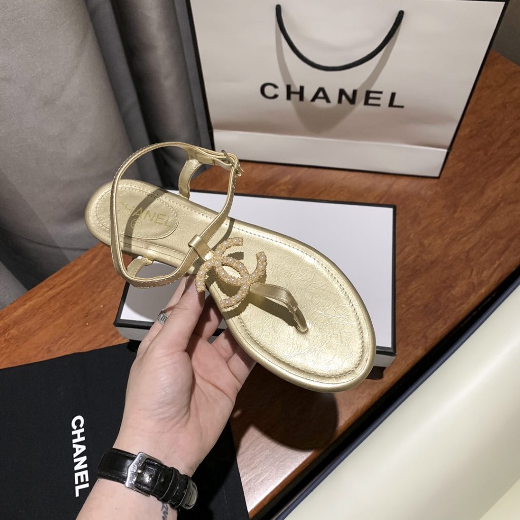 Chanel Gold Pearl Cc Logo Thong Sandals Golden - Image 5