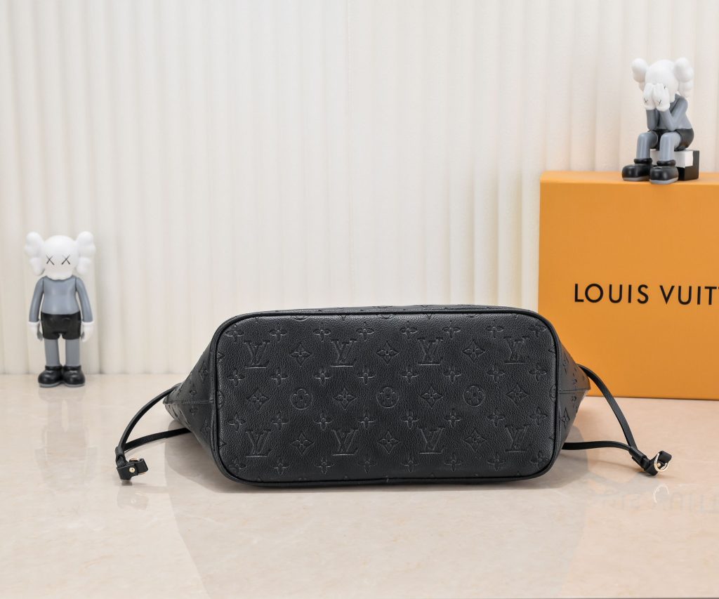 Louis Vuitton Neverfull MM Monogram Empreinte Leather Black 31cm - Image 5