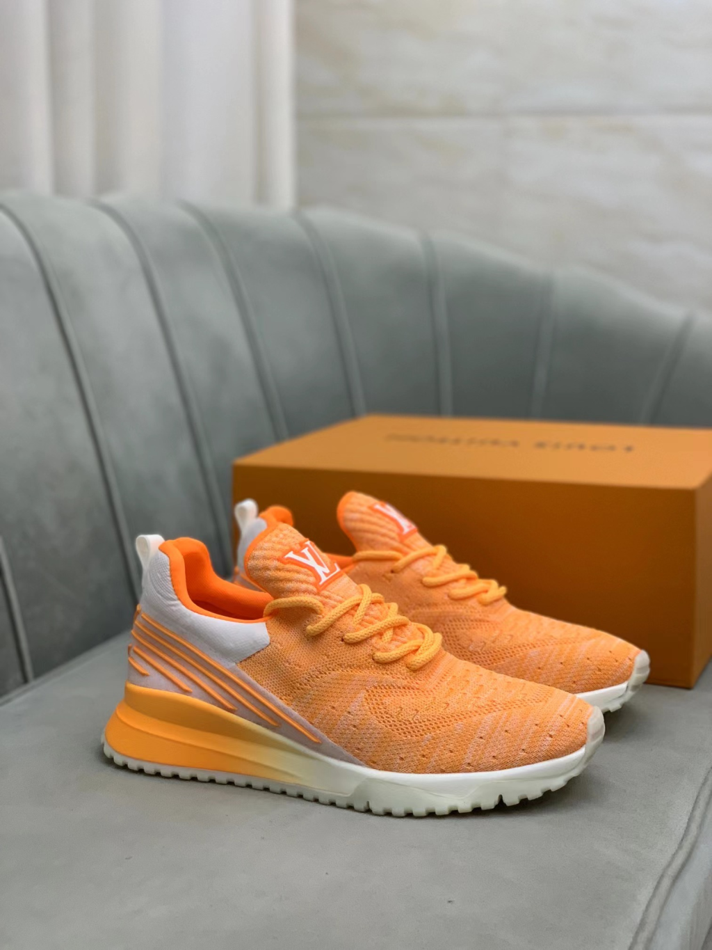 Louis Vuitton - Image 3