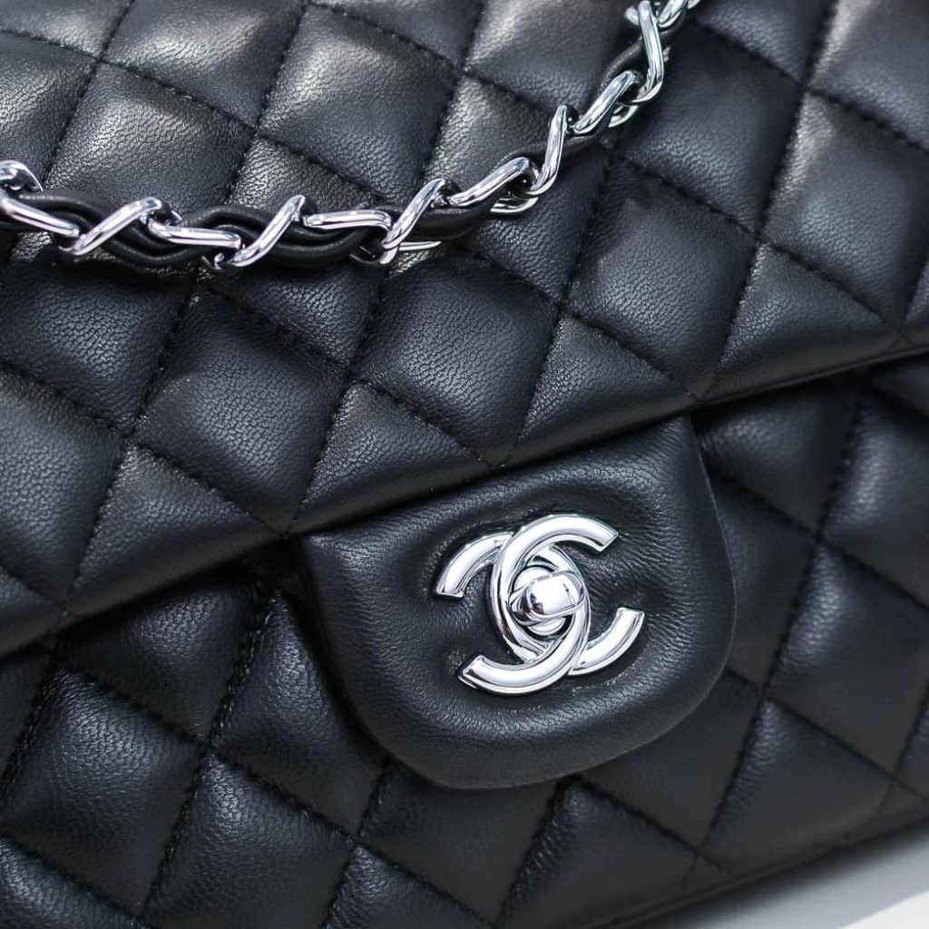 Chanel Classic Flap Medium Quilted Leather Shoulder Bag Black 25cm A01113 Y01480 94305 - Image 7