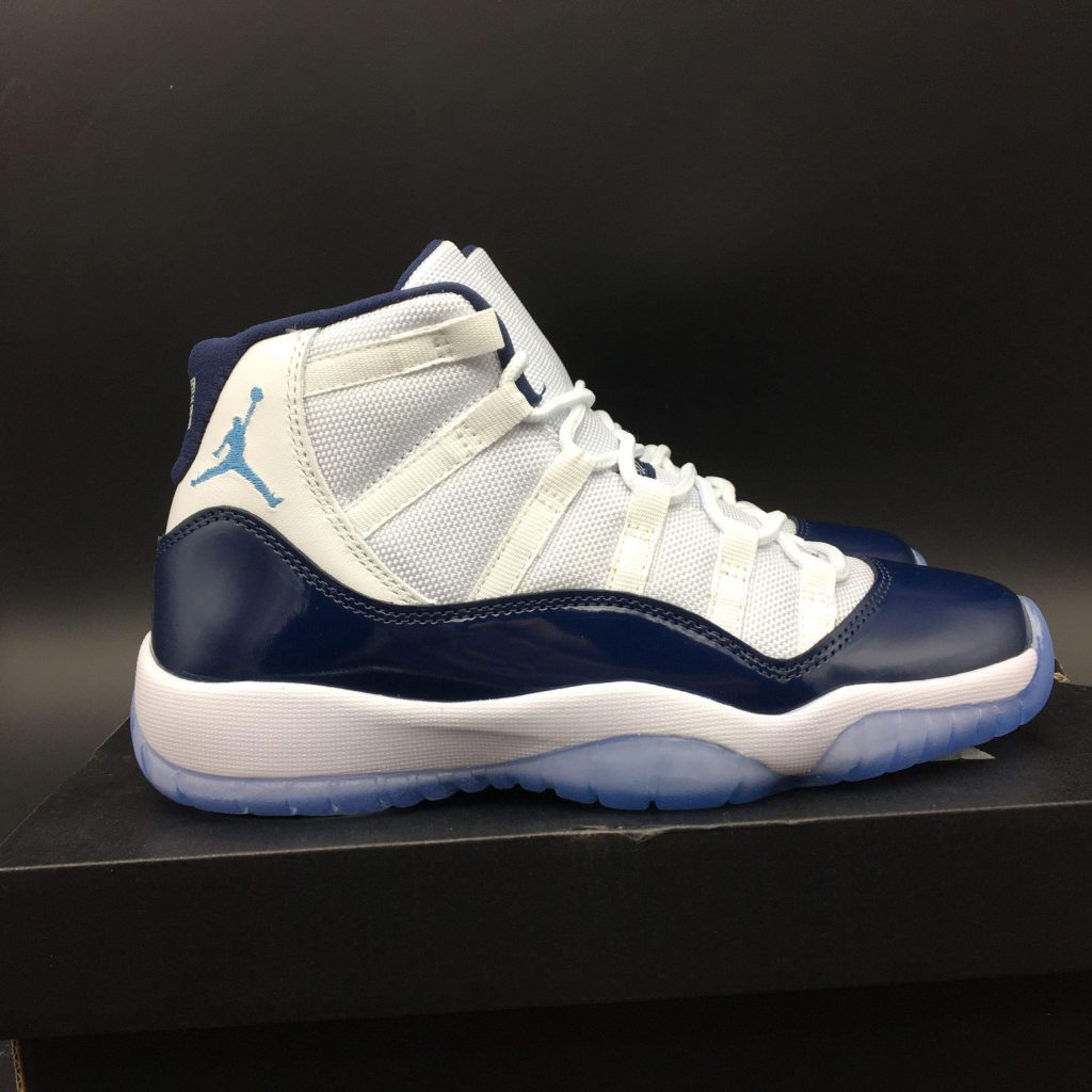 Air Jordan 11 Midnight Navy GS - Image 3