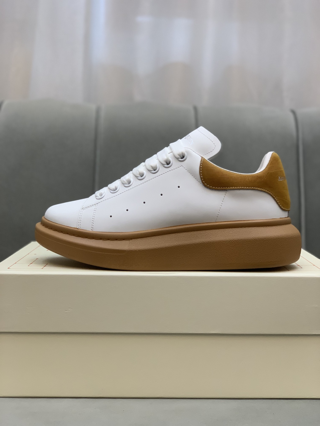 ALEXANDER MCQUEEN - Image 2