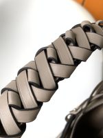 Louis Vuitton Carmel Mahina Perforated Leather Galet 32cm M56084 - Image 9