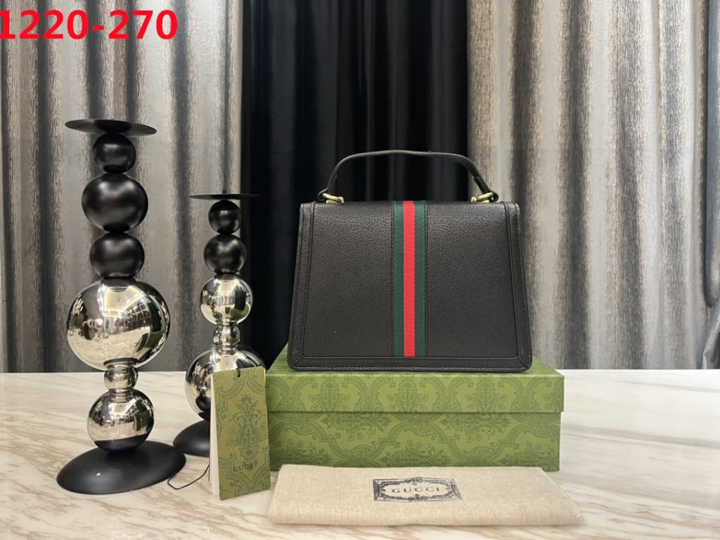 Gucci Gg Matelassé Small Top Handle Bag Black 24Cm - Image 4