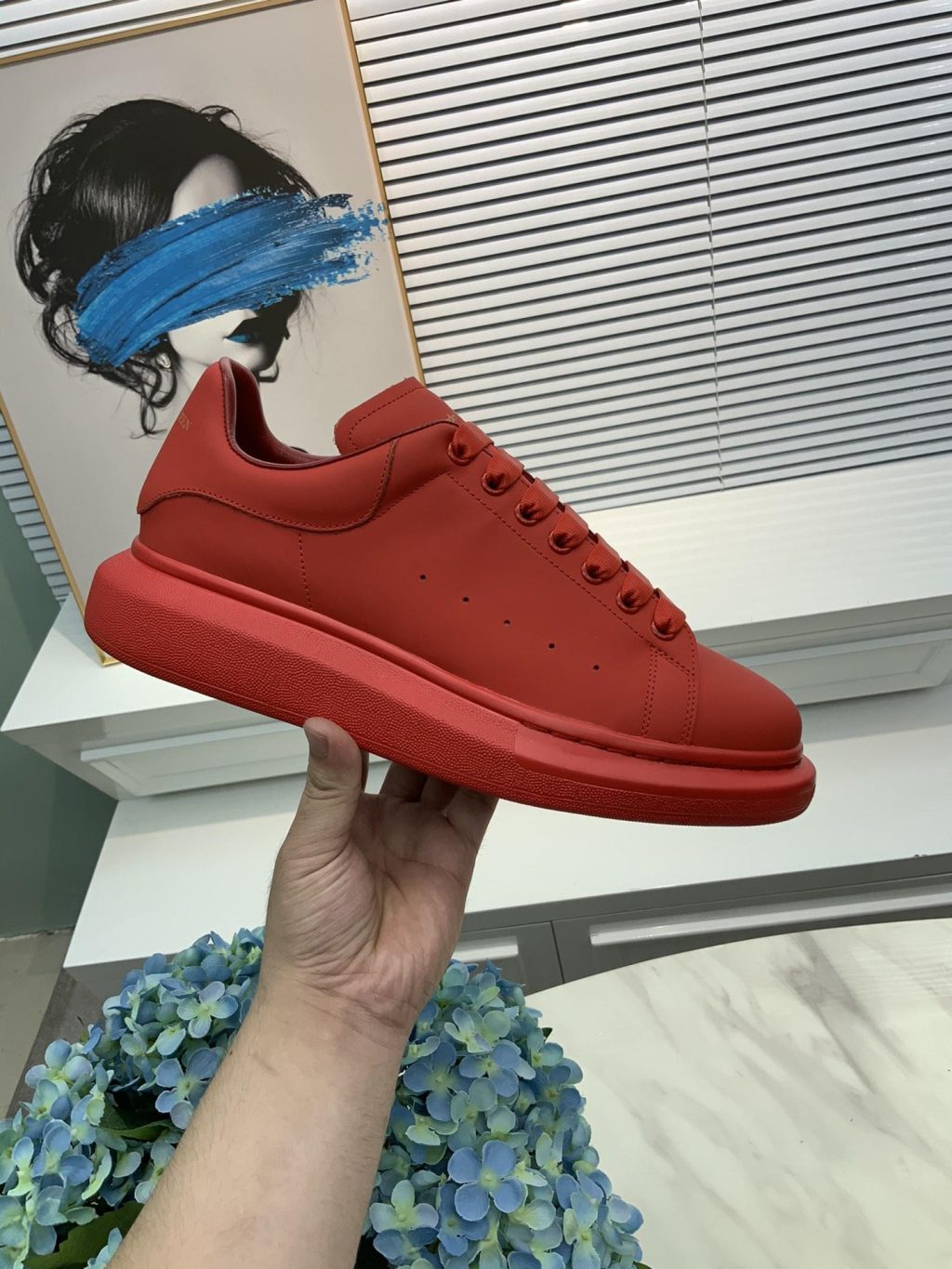 Alexander McQueen Sneaker - Image 4