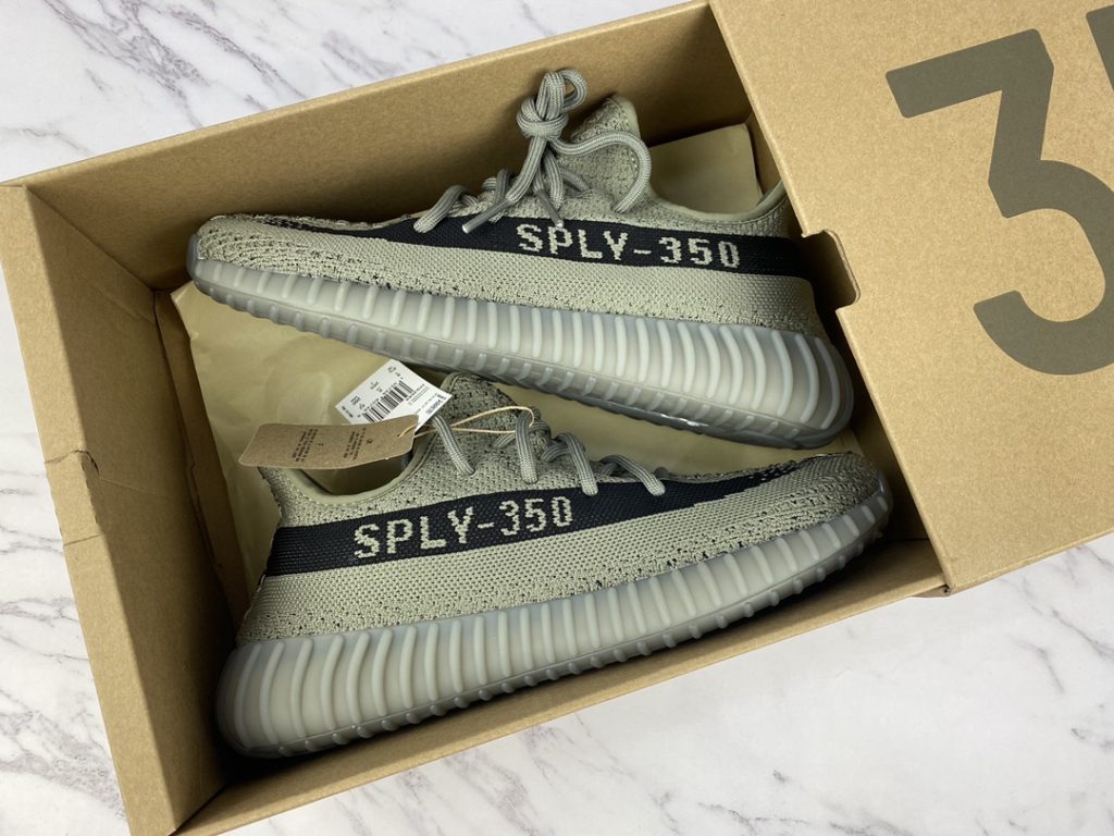 Adidas Yeezy Boost 350 V2 sneaker - Image 3