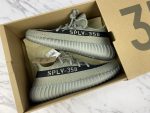Adidas Yeezy Boost 350 V2 sneaker - Image 3
