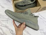 Adidas Yeezy Boost 350 V2 sneaker - Image 4