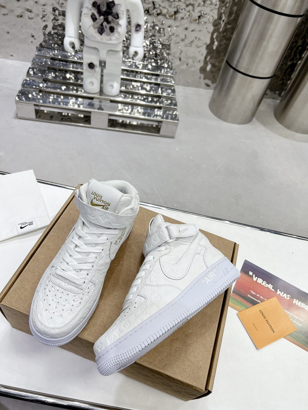Louis Vuitton x Nike AirForce 1 - Image 3