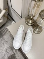 Alexander McQueen Sneaker - Image 3