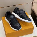 LOUIS VUITTON TRAINER SNEAKER - Image 4