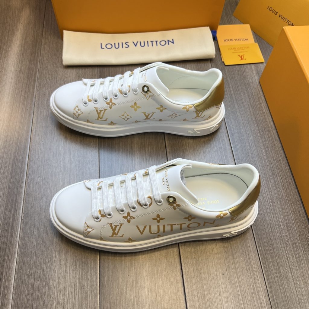 LOUIS VUITTON TRAINER SNEAKER - Image 3