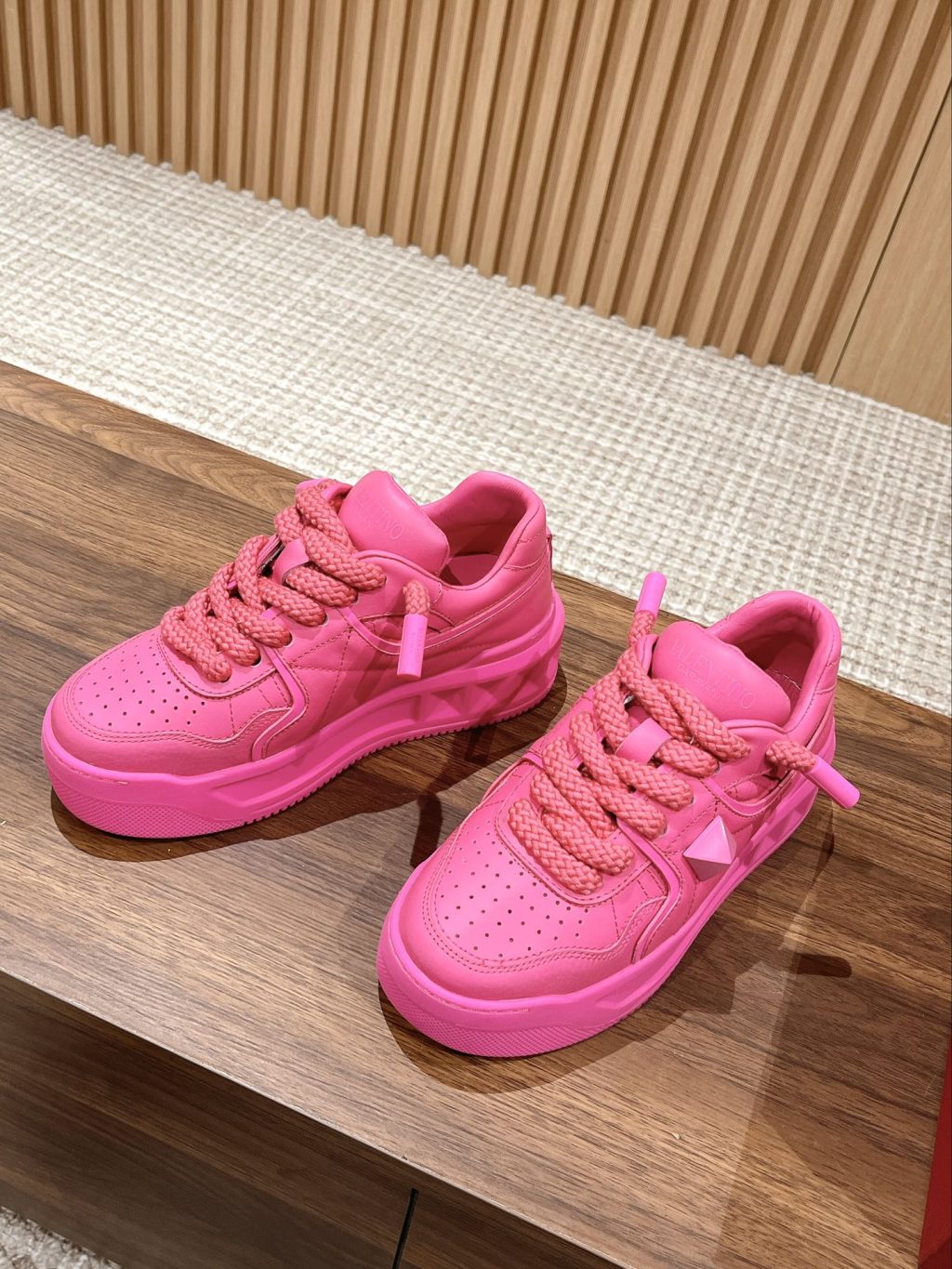 Valentino Garavani Sneaker - Image 3