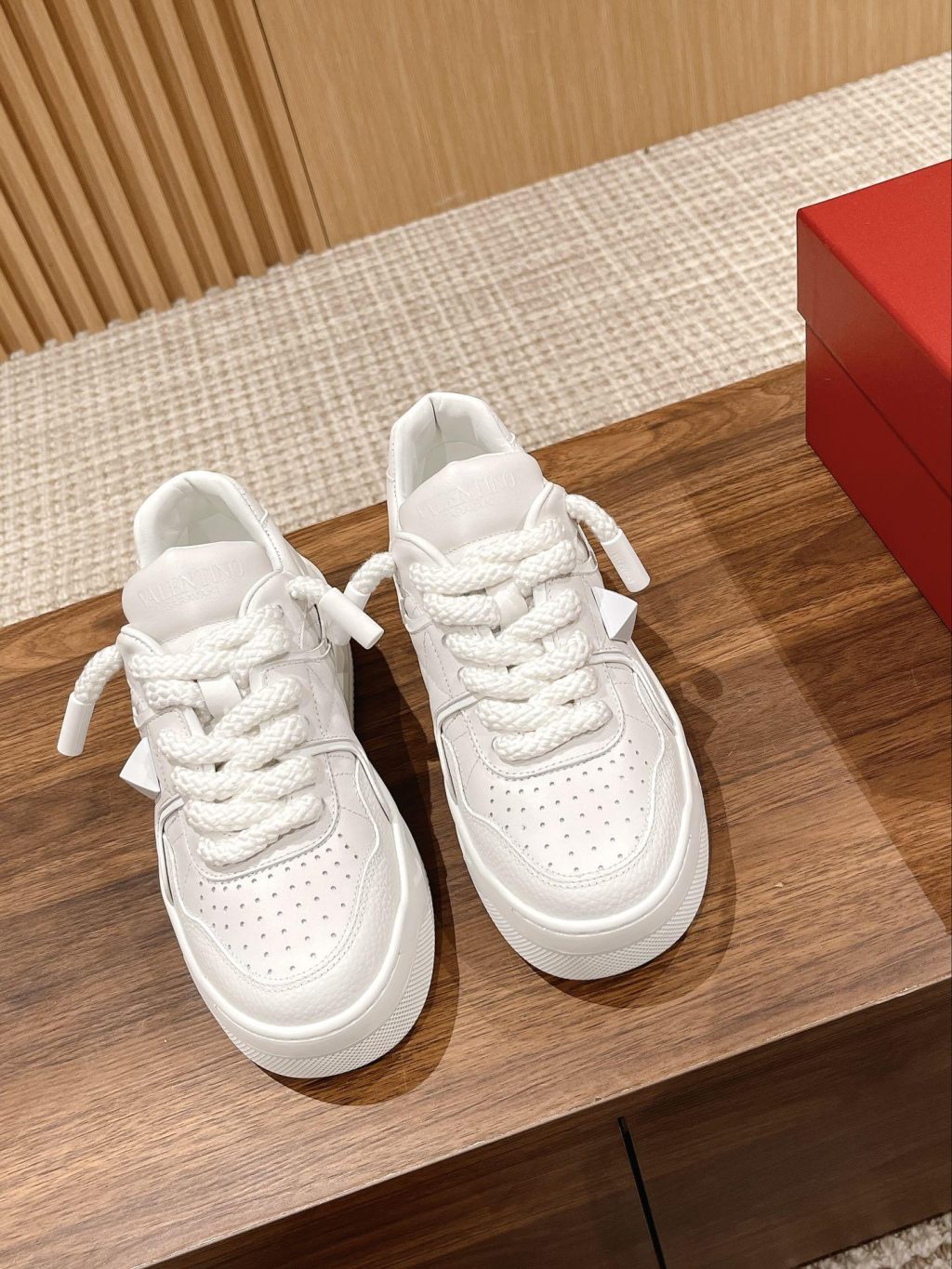 Valentino Garavani Sneaker - Image 2