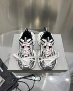 Balenciaga Top Edition 23 new daddy shoes - Image 2