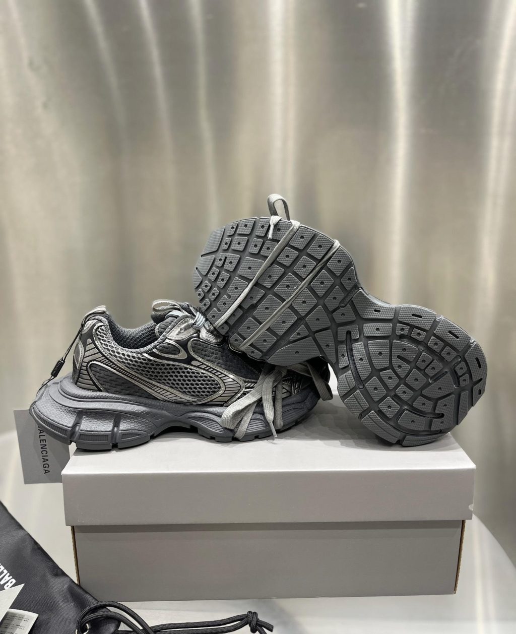 Balenciaga Top Edition 23 new daddy shoes - Image 3