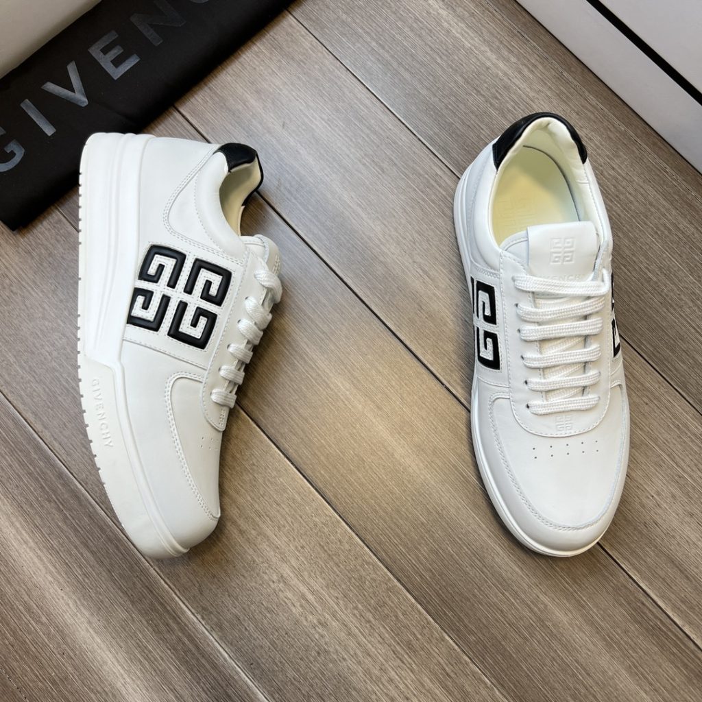 GIVENCHY G4 Low-Top Sneaker - Image 3