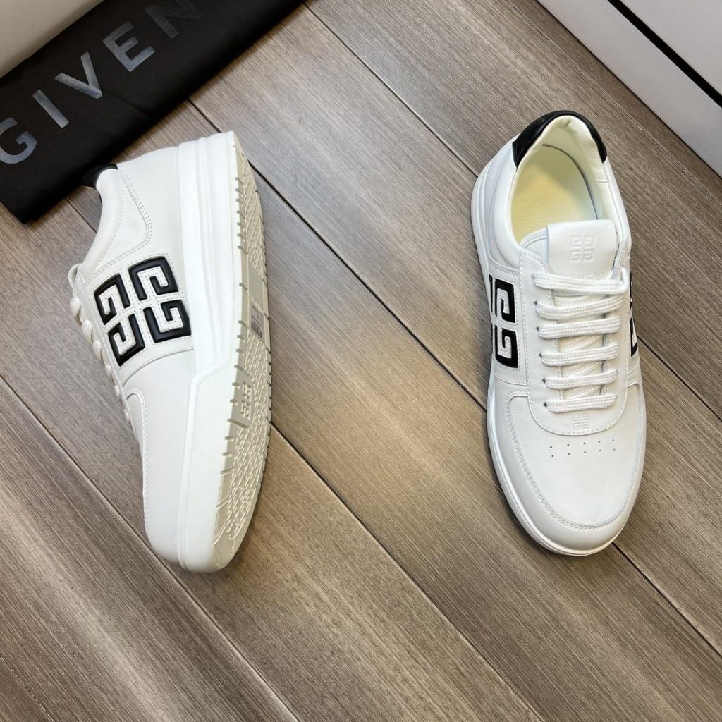 GIVENCHY G4 Low-Top Sneaker - Image 2