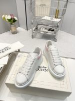 Alexander McQueen Sneaker - Image 3