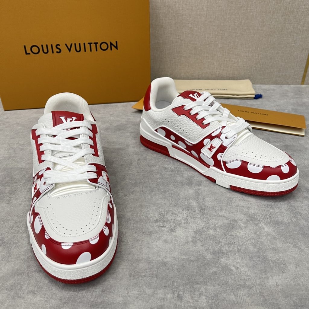 LOUIS VUITTON TRAINER SNEAKER - Image 4