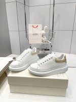 Alexander McQueen Sneaker - Image 2