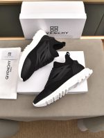 GIVENCHY Sneaker - Image 2