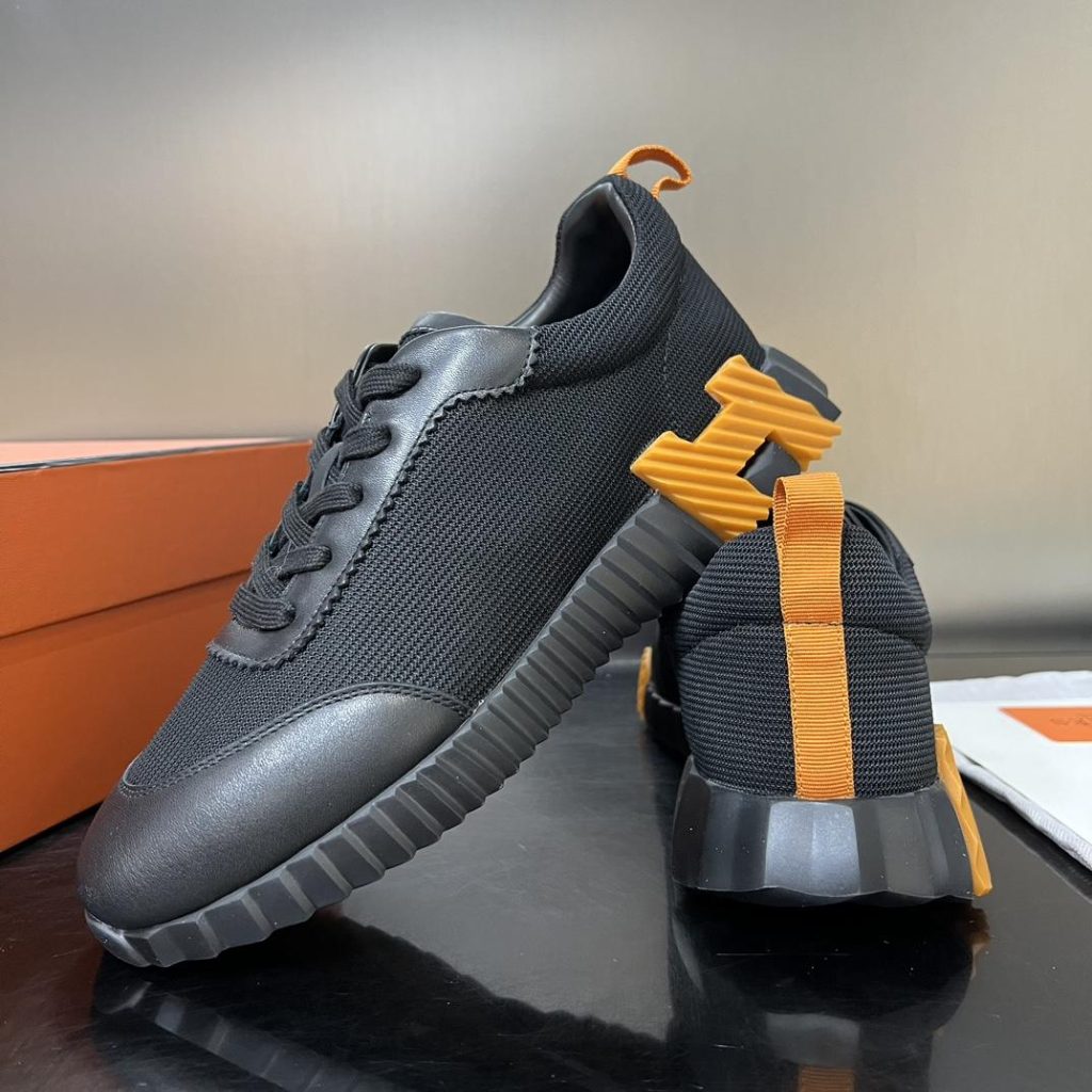 Herm?s 2023 casual sneakers. - Image 3