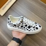 LOUIS VUITTON TRAINER SNEAKER - Image 4