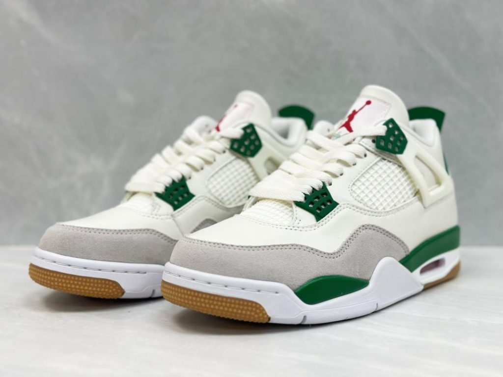 Nike SB xJordan Air Jordan4 Pine Green Sneaker - Image 3