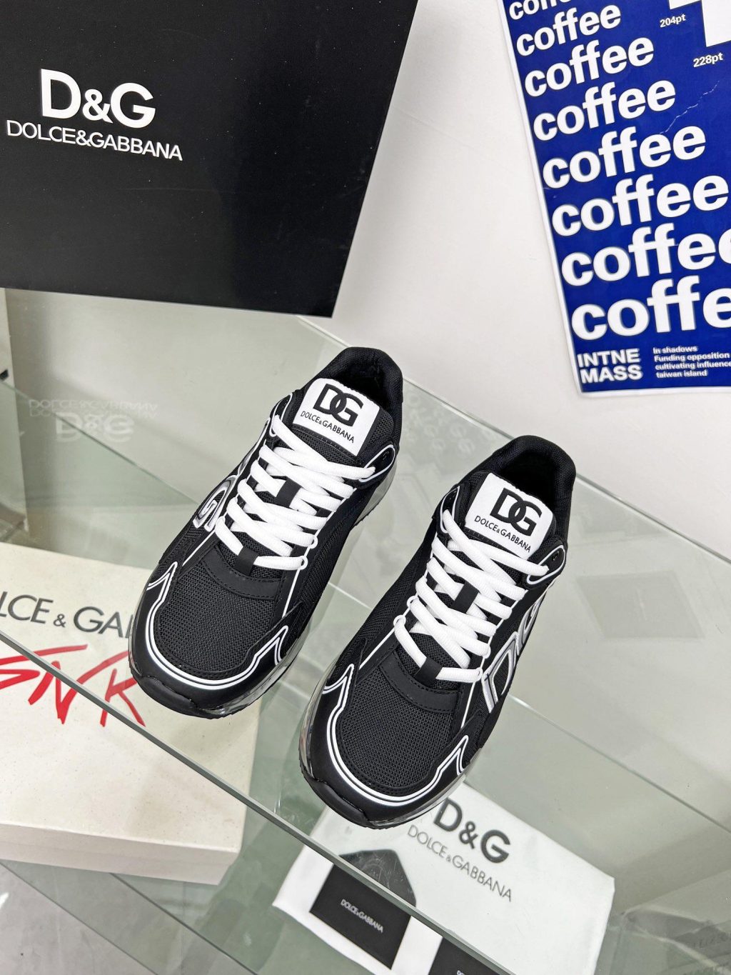 2023 DOLCE & GABBANA sneakers - Image 4