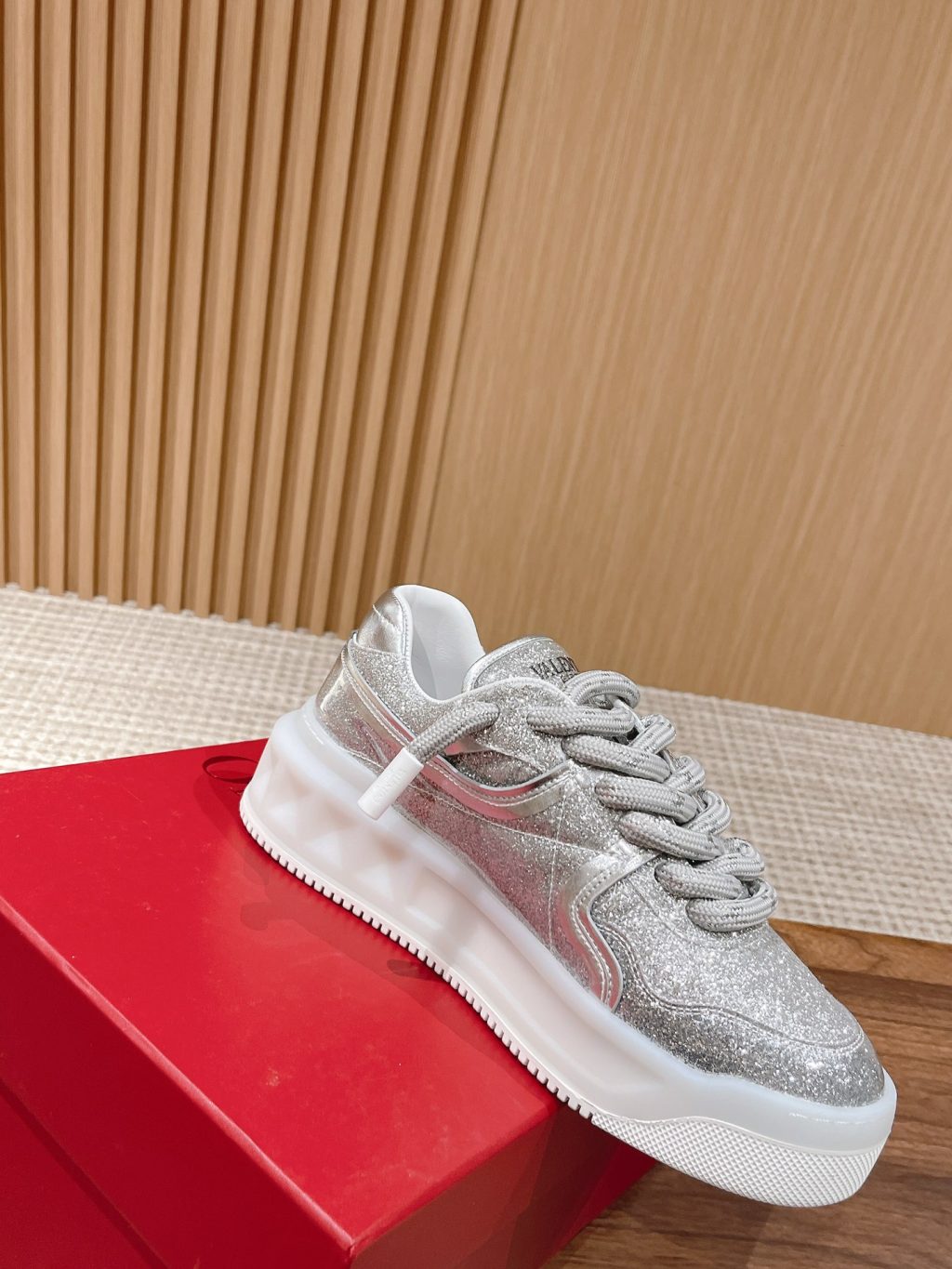 Valentino Garavani Sneaker - Image 4