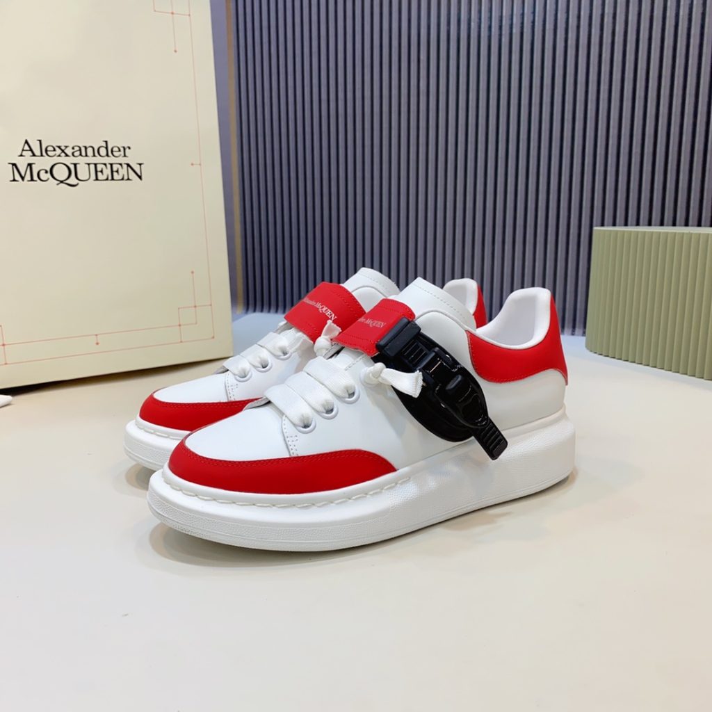 Alexander McQueen Sneaker - Image 2