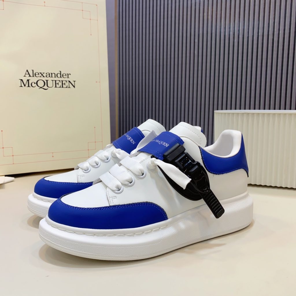 Alexander McQueen Sneaker - Image 3