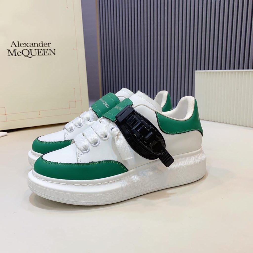 Alexander McQueen Sneaker - Image 4