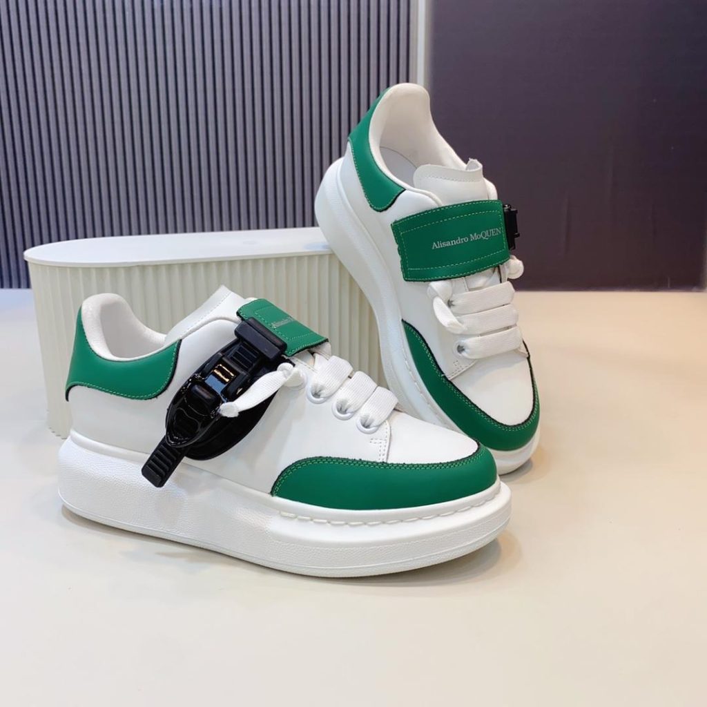 Alexander McQueen Sneaker - Image 3