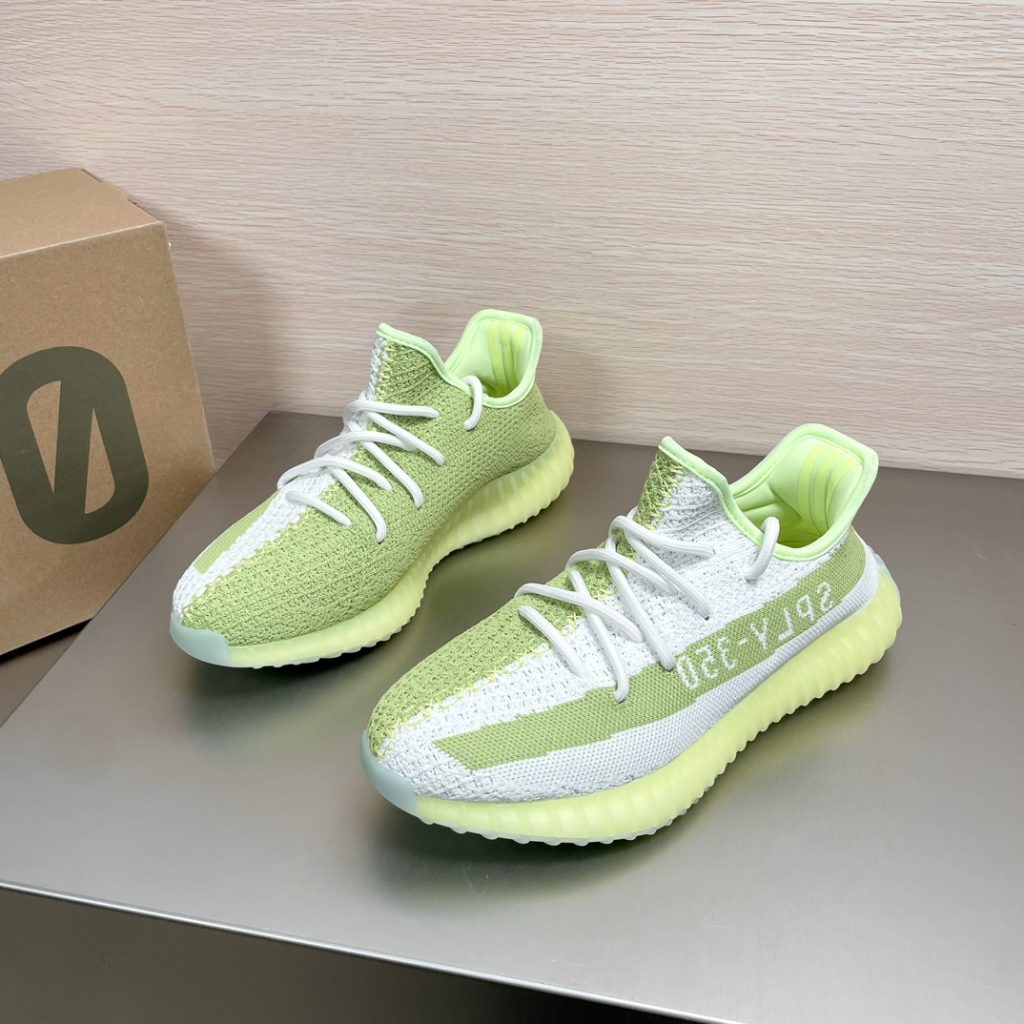 Adidas Yeezy 350 Boost Sneaker - Image 3