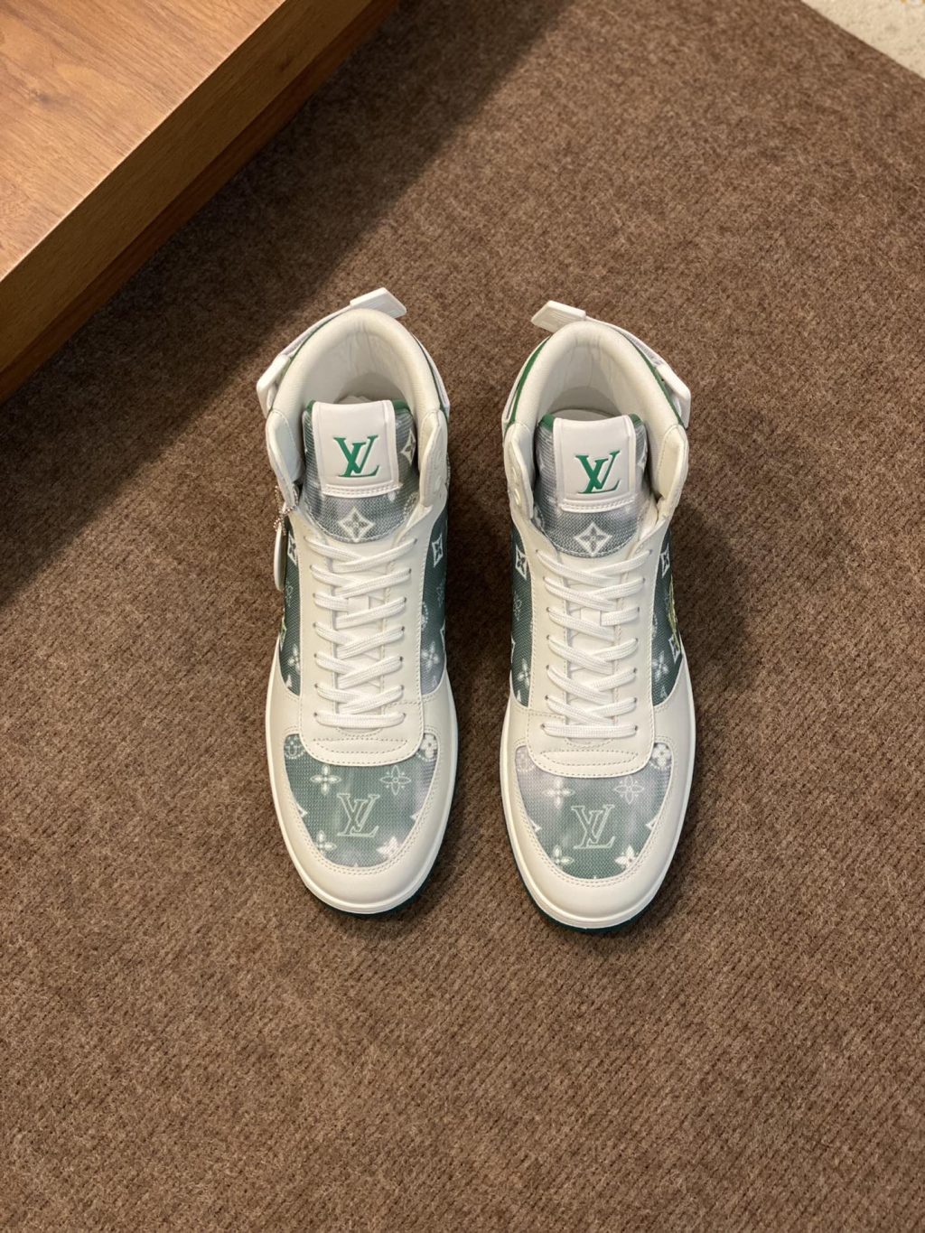 LOUIS VUITTON sneakers - Image 3