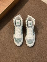 LOUIS VUITTON sneakers - Image 3