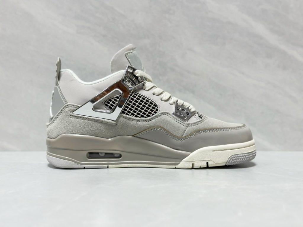 AIR JORDAN 4 FROZEN MOMENTS SNEAKER - Image 2