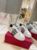 Valentino Garavani Sneaker - Image 2